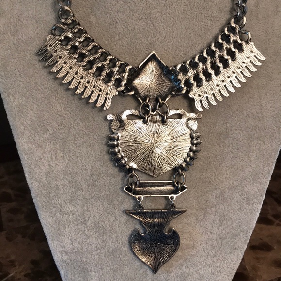 🆕 Beautiful and intricate necklace. - Picture 7 of 7